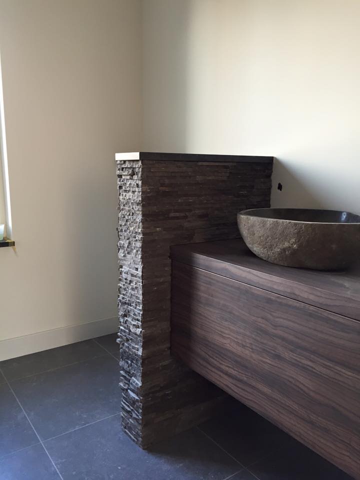 BALI GREY  50x10x1.5-2.5 CM * WC 03 *